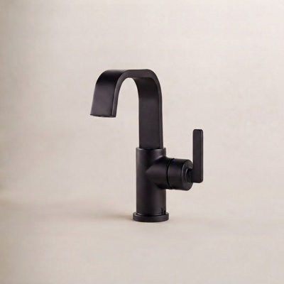 Single-Hole Bathroom Faucet with Drain