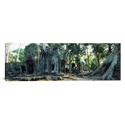 " Old Ruins Of A Building, Angkor Wat, Cambodia "