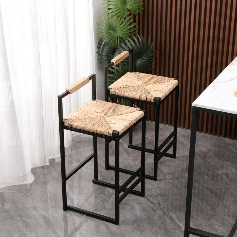 Élégants tabourets de bar en jacinthe d'eau tissés avec structure en fer et siège rembourré pour la maison et le bureau