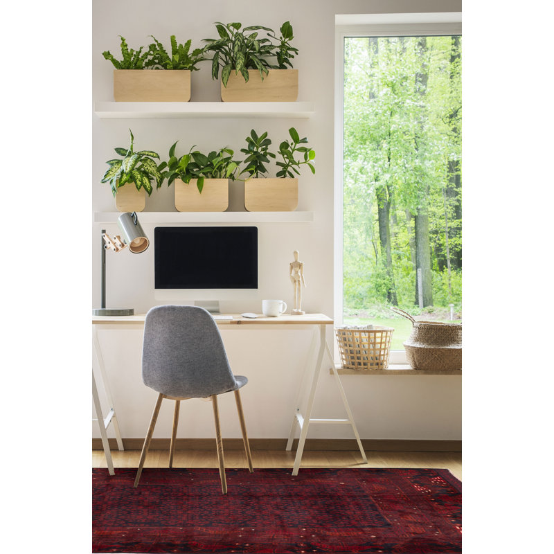 Tapis rouge Teimani 4 pi 4 po x 6 pi 3 po