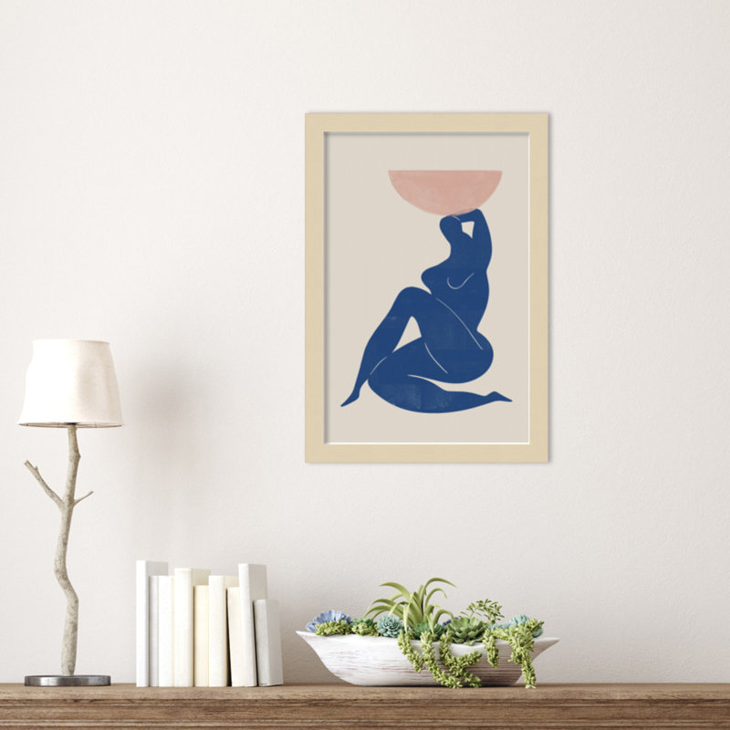 «Northglenn Vase and Woman» par le studio d'art mural MIUUS, reproduction d'art encadrée, Brun, H 17 po x l 12 po