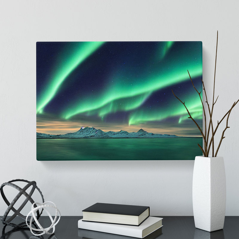 Distinguished Aurora Borealis - Wrapped Canvas, 50cm H x 76cm W x 3cm D