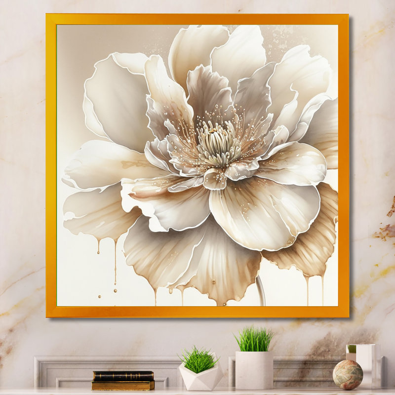 Blooming Beige Floral Design II - Art mural sur toile floral et botanique, H 36 po x l 36 po x P 1,5 po, Encadrement doré