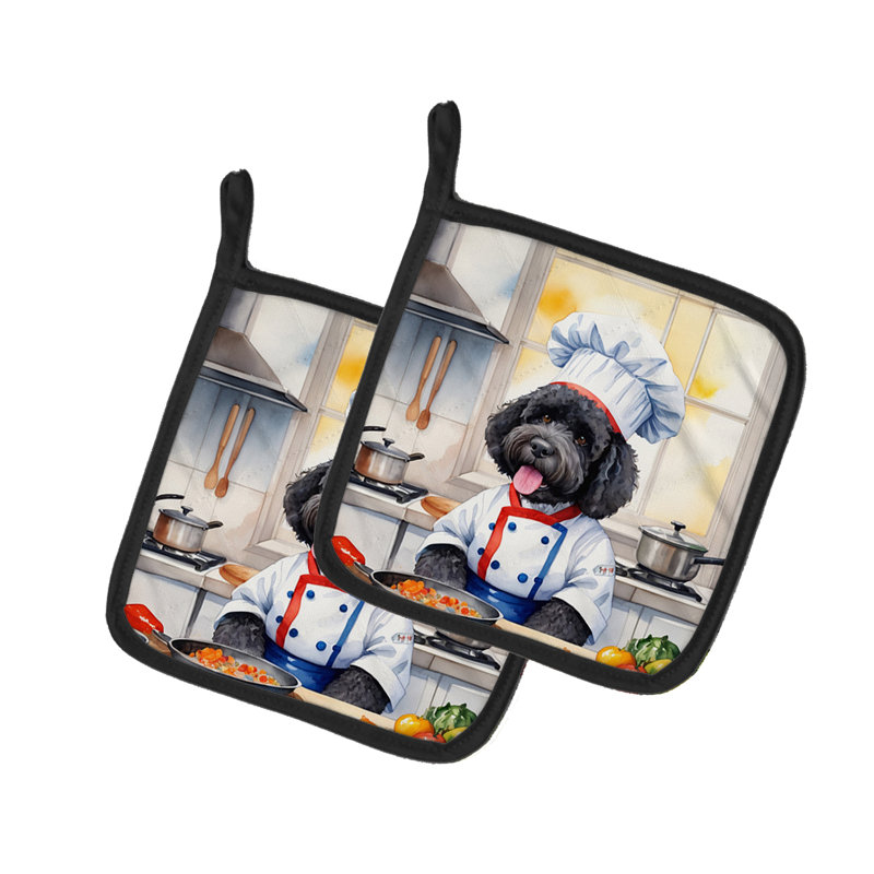 Caroline's Treasures The Dog Chef Polyester Potholder Set