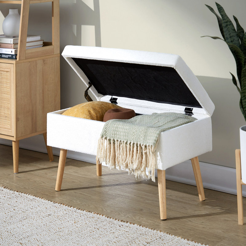 Banc en bois naturel et tissu crème