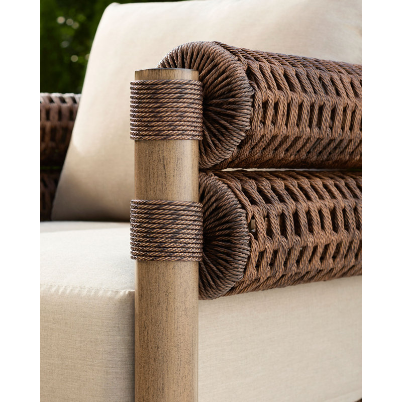 Porta Outdoor Lounge Chair