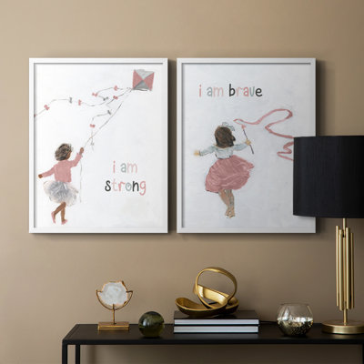 «Girl Flying Kite» - reproduction encadrée de qualité supérieure - prête à être accrochée - aucun clou requis - aucun clou requis