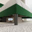Lit plateforme tapissier en velours avec tête de lit capitonnée verticale ajustable-333766813-333766811