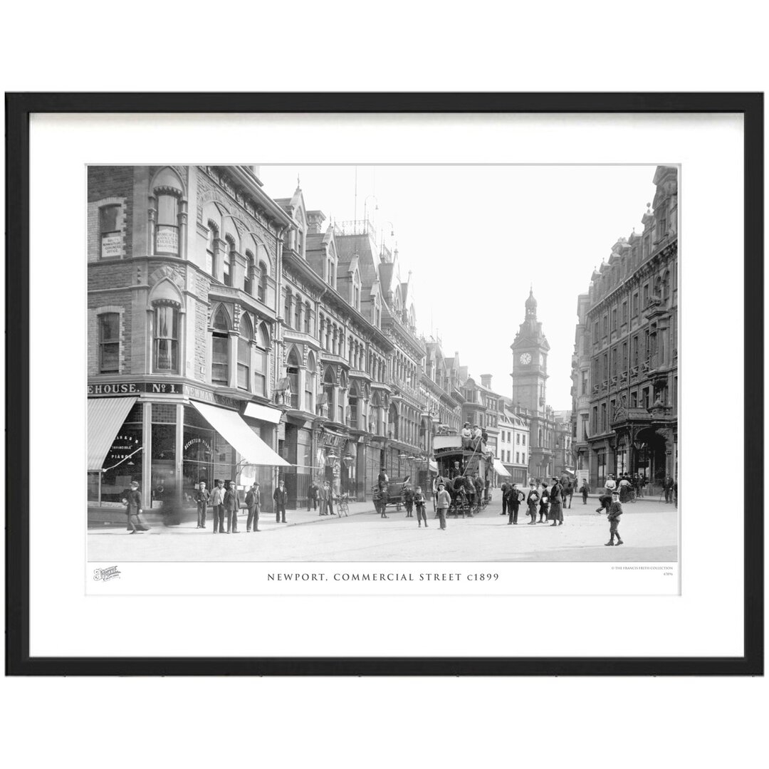 Gerahmtes Papierbild - Fotografie „Newport, Commercial Street C1899”