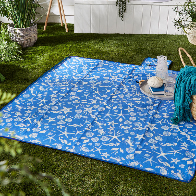 Coastal Bay Throw Blanket