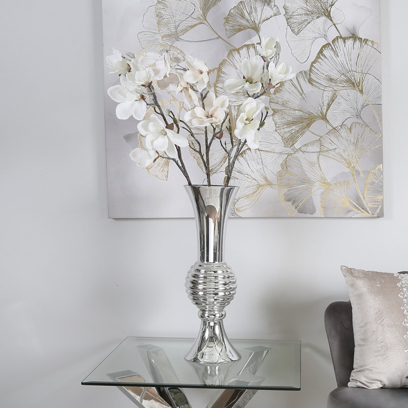 Magnolia Arrangement, White