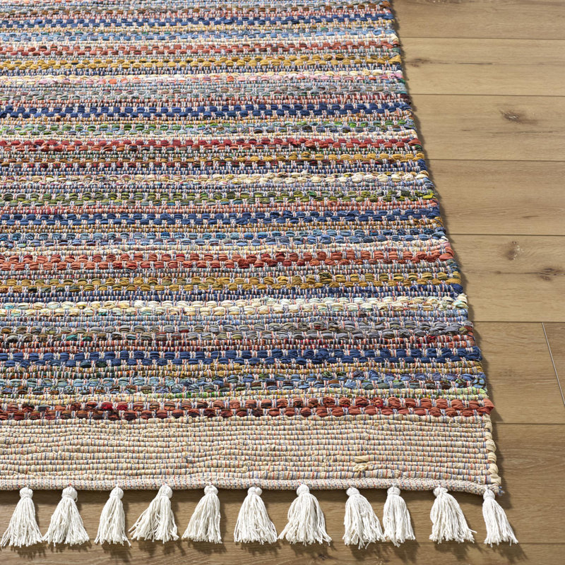 Higginson Handmade Indoor Area Rug, Rectangle 5' x 7'