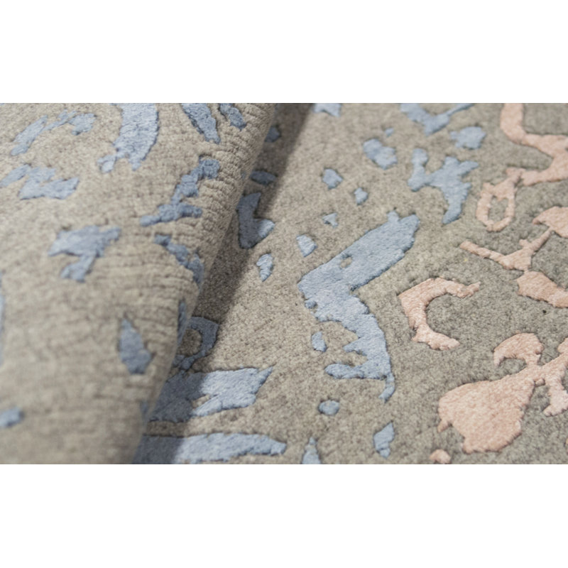 Ikat Area Rug in Gray/Light Blue/Beige