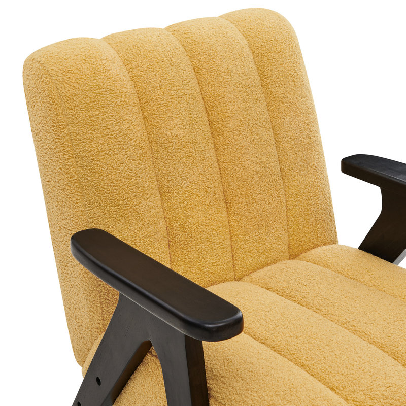 Chaise contemporaine jaune avec revêtement moelleux et pieds, Jaune