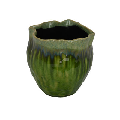 Ashly Decorative Planter with Scalloped Rim, Green Textured Ceramic 8 Inch