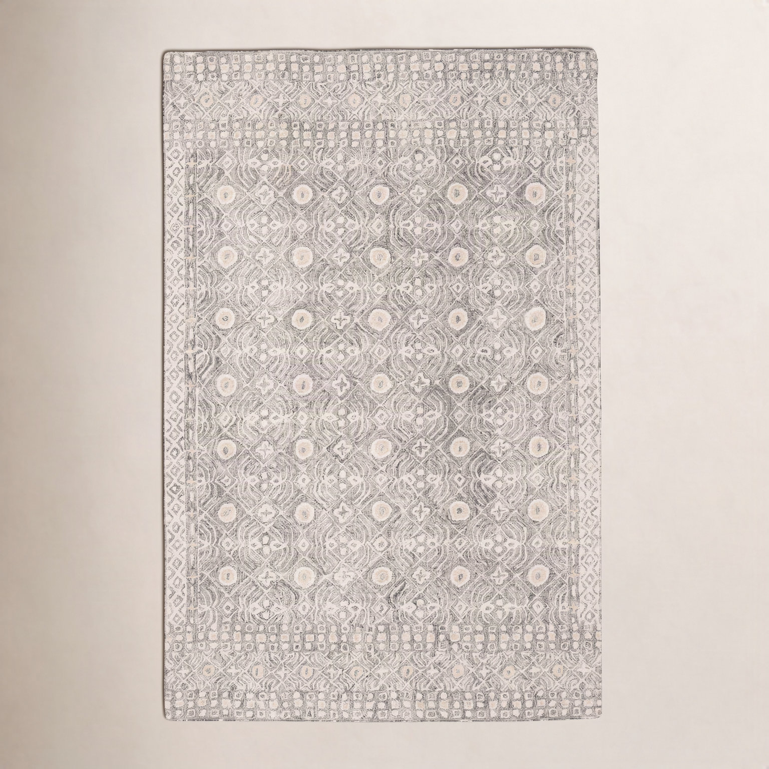 Stalder Ivory Hand-Tufted Wool Rug, Rectangle 4' x 6'