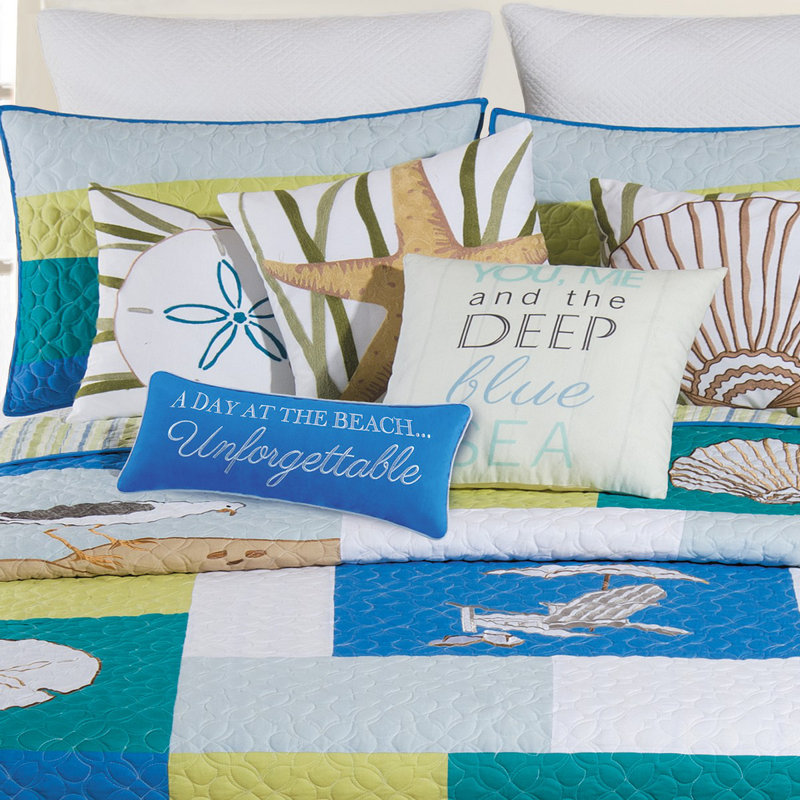 Oasis Cotton Reversible Patchwork Coastal Quilt, King Quilt