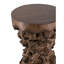Table d'appoint brune de 30 x 30 x 48 cm, avec une base en racine d'arbre organique et une finition chaleureuse pour un style moderne.