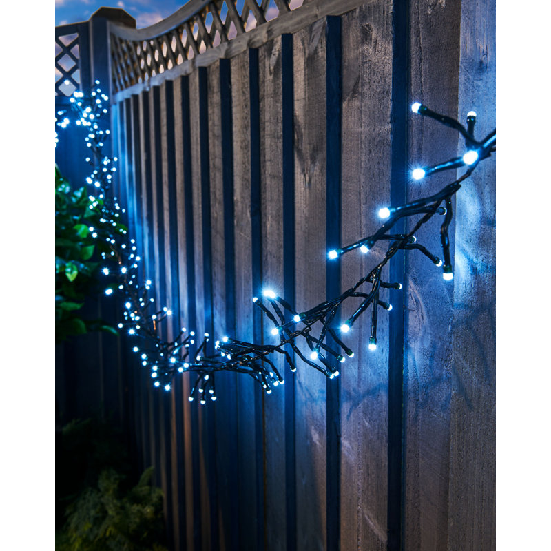 749cm 500 - Bulb Standard String Light