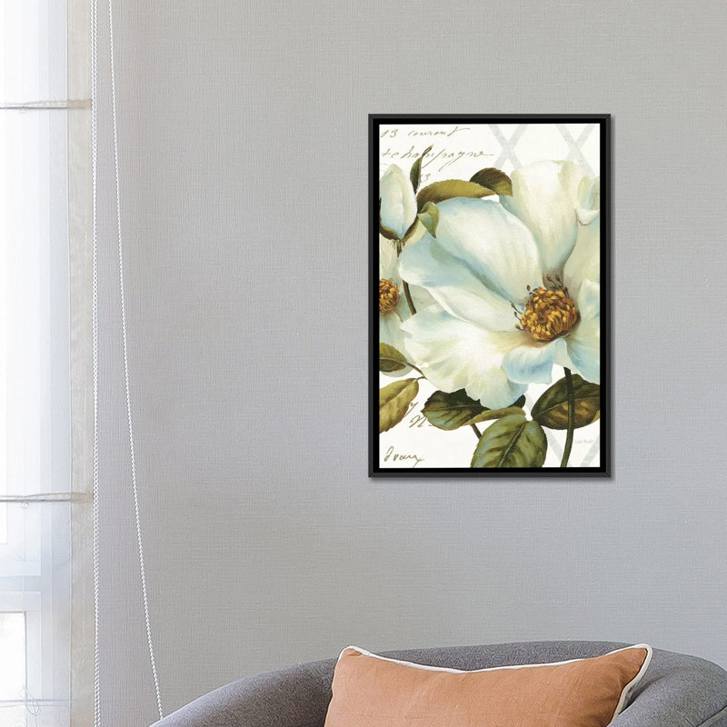 « white floral bliss ii », reproduction sur toile, H 26 po x l 18 po x P 1,5 po, Toile encadrée noire, Pas de tapis
