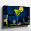 Toile «A Vibrant Green Cocktail», une surface brillante scintillante sous un doux art mural-630445475