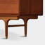 Armoire d'appoint en bois manufacturé brun rougeâtre