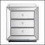 Armoire miroitante à trois tiroirs perlée argentée, parfaite pour le rangement glamour et la décoration.