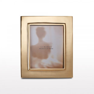 Linea Picture Frame