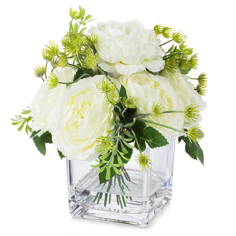 Arrangement floral de pivoines en soie mélangées dans un vase, Crème
