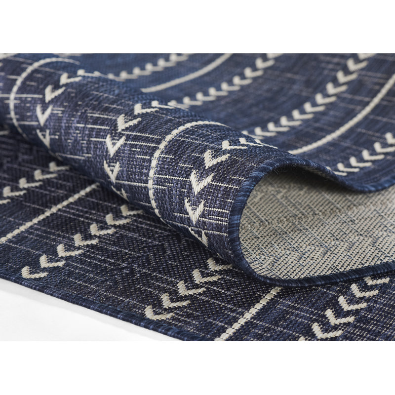 Tapis rayé bleu marine intérieur / extérieur Joey, Rectangle 3 pi 3 po x 5 pi