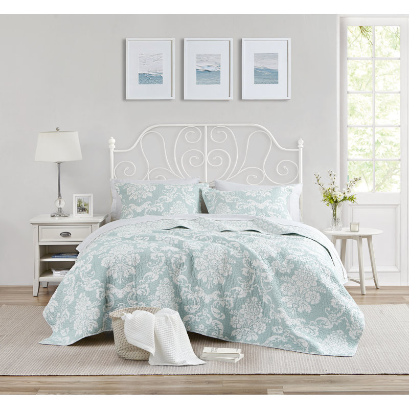 Laura Ashley Venetia Reversible Cotton Quilt Set, Full/Queen Quilt + 2 Shams, Blue