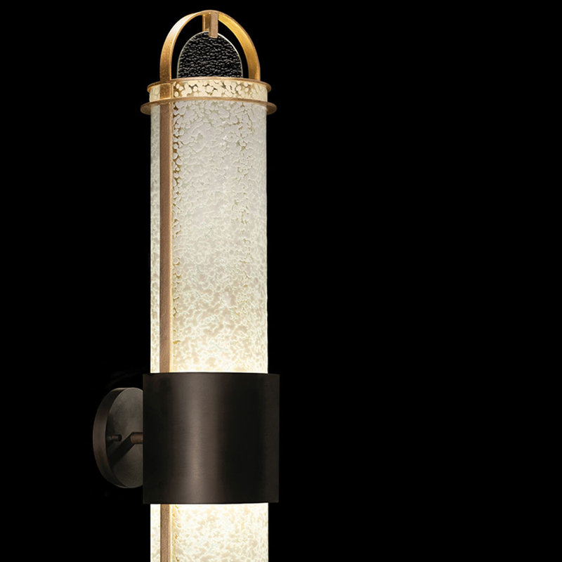 Bond LED Wallchiere, Black, White
