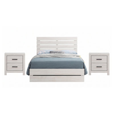 Ensemble de chambre à coucher Kingsley Coastal blanc Queen 3 pièces avec lit à panneaux et deux tables de chevet
