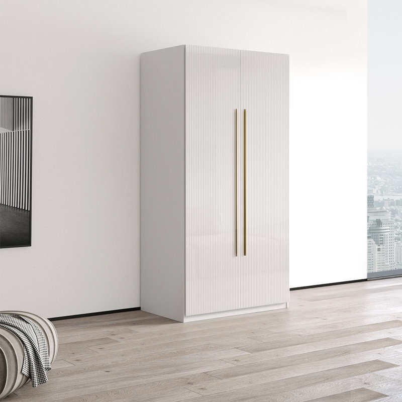 Armoire en bois manufacturé Brazeal