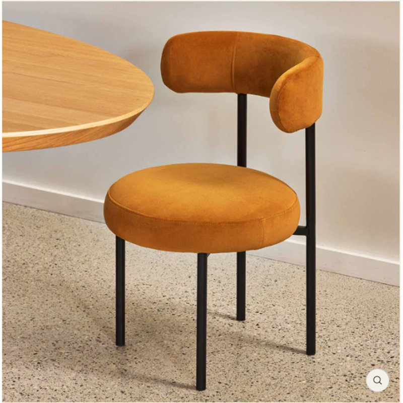 Chaise de salle à manger orange