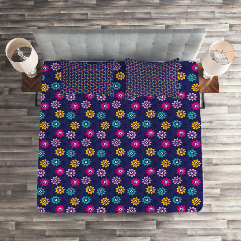 Floral Coverlet, King Bedspread + 2 Shams