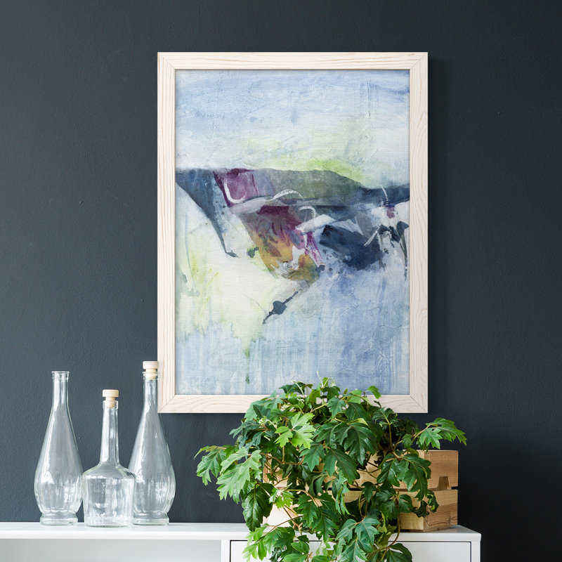 Toile encadrée de qualité supérieure Glide On Ice II - prête à être accrochée, H 23 po x l 32 po x P 1 po, Cadre blanc