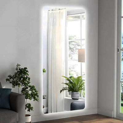Miroir mural 65 po x 22 po avec lumières - coins arrondis, conception imperméable, luminosité réglable, grand effet argenté pleine longueur 65 po x 21 po, bande cachée, corrosion
