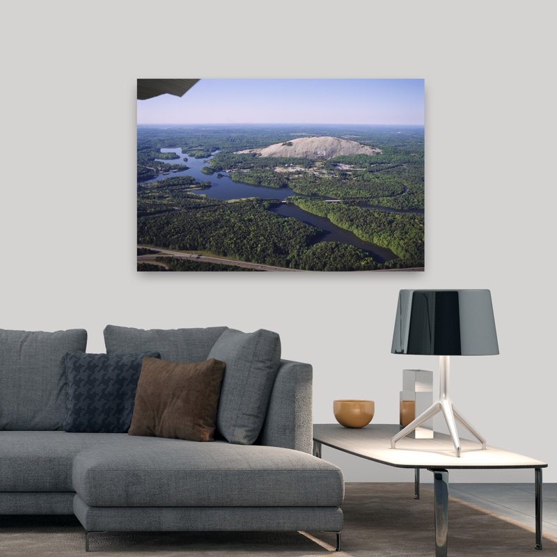 High Angle View of a River passant à travers le paysage, Stone Mountain, Atlanta, Géorgie, États-Unis, H 48 po x l 32 po