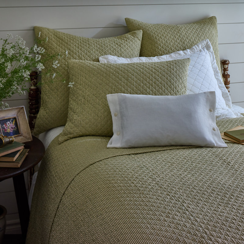 Farmhouse Stripe Cotton Quilt, King Quilt, Green