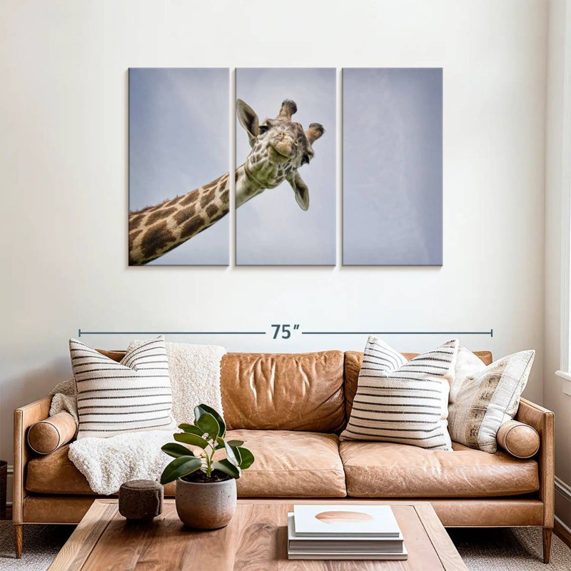 Brampt Giraffe Face, 36" H x 57" W