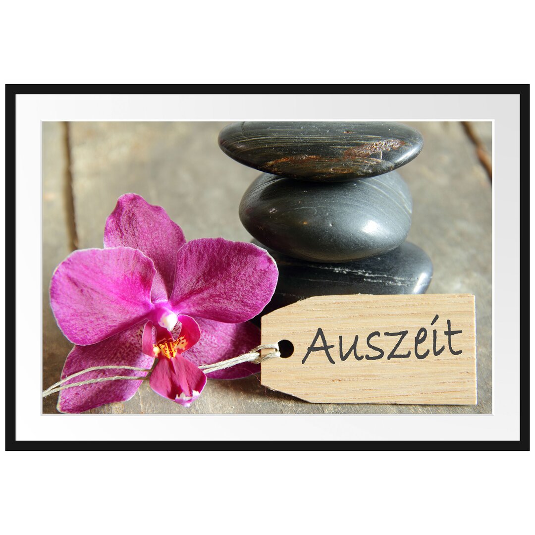 Gerahmtes Poster Auszeit Orchidee mit Zen Steinen