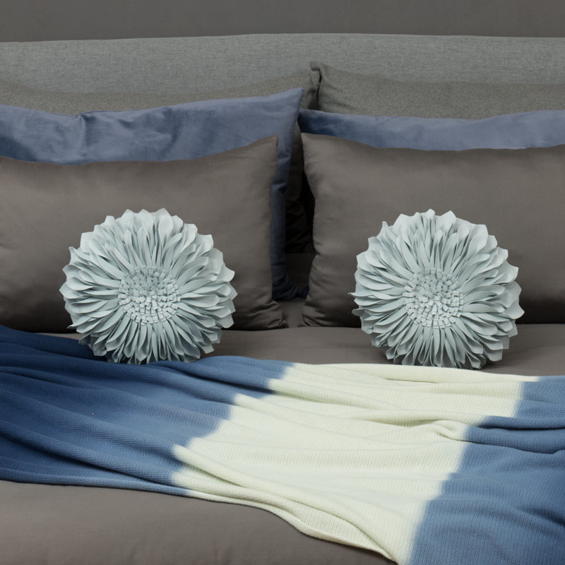 Housse et insert décoratif décoratif 3D Floral, H 14 po x l 14 po, Cerulean - Suède uni