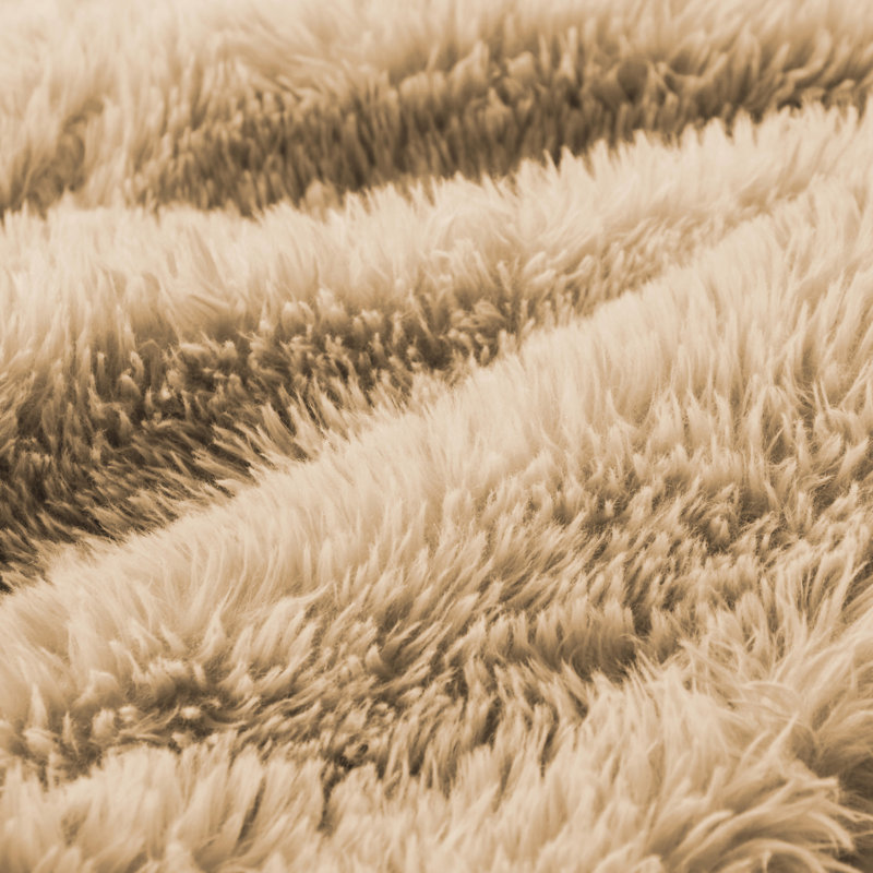 L-Shaped Soft And Fluffy Plush Fabric