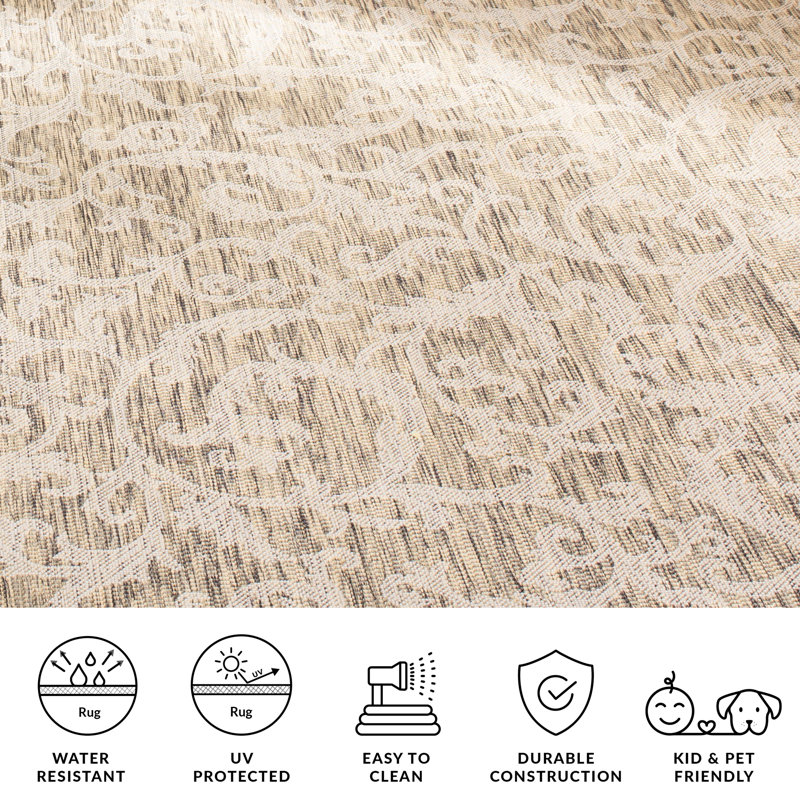Carolino Performance Oriental Indoor/Outdoor Area Rug, Round 6'7"