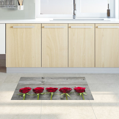 Giavona Floral Area Rug