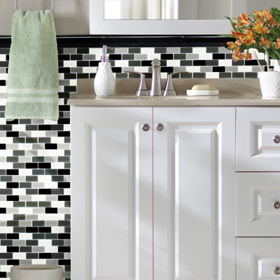 Kyoto Noir 2 in. x 12 in. Granite Rail Tile Trim