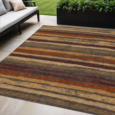Tapis extérieur lavable rayé chocolat 5 pi x 8 pi