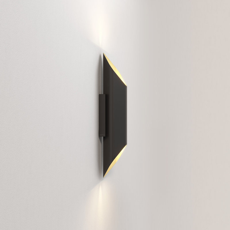 Ako 420 Phase, 16.54" H x 5.12" W x 3.74" D, Matte Black, 522 Lumens