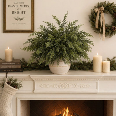 Branches de cèdre artificiel de 18 pouces, 12 pièces de fausse pin tiges de pin à feuilles caduques pour Noël